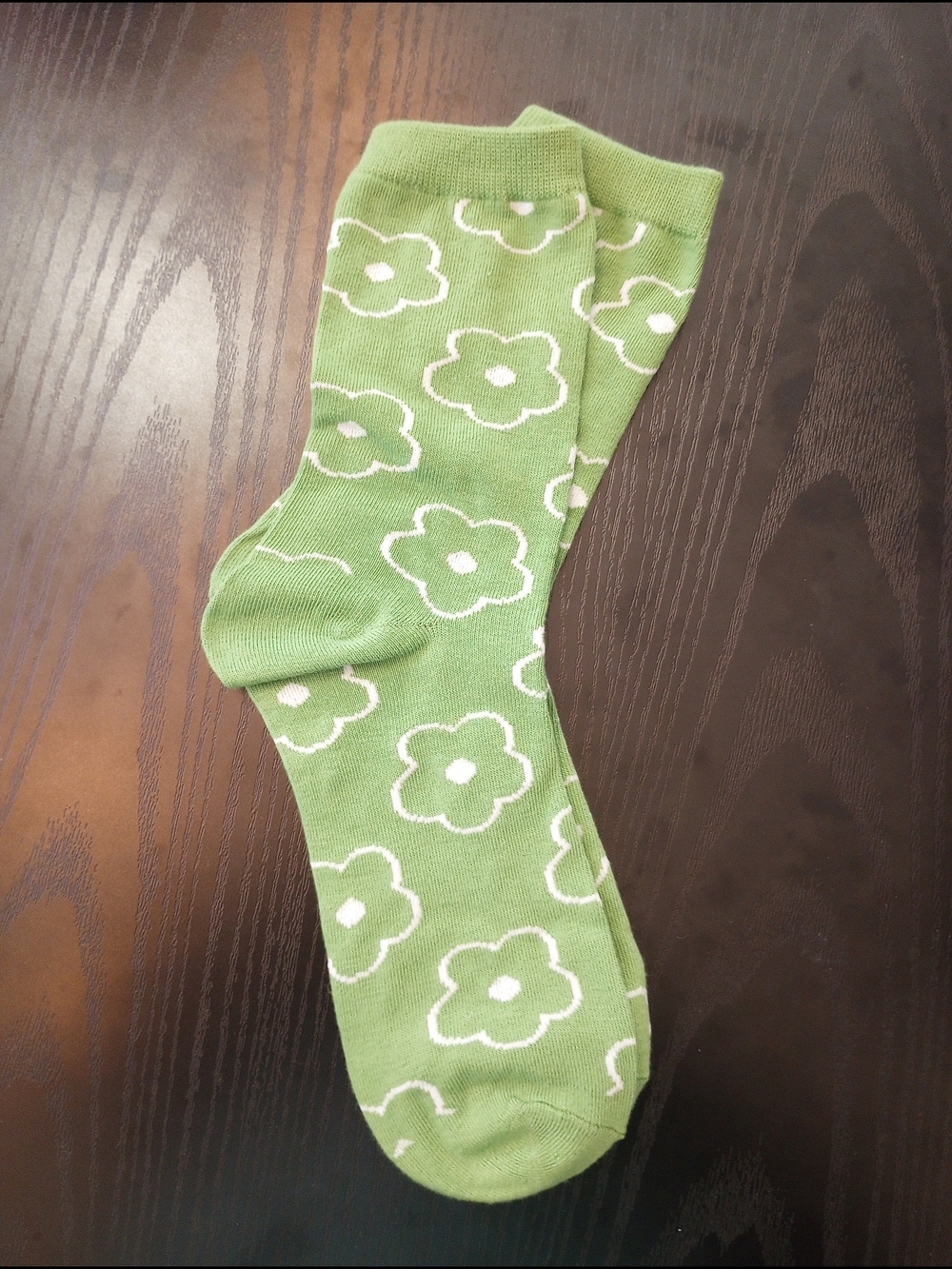 Artisan Green Crew Socks with White Floral Pattern Mid-calf Socks